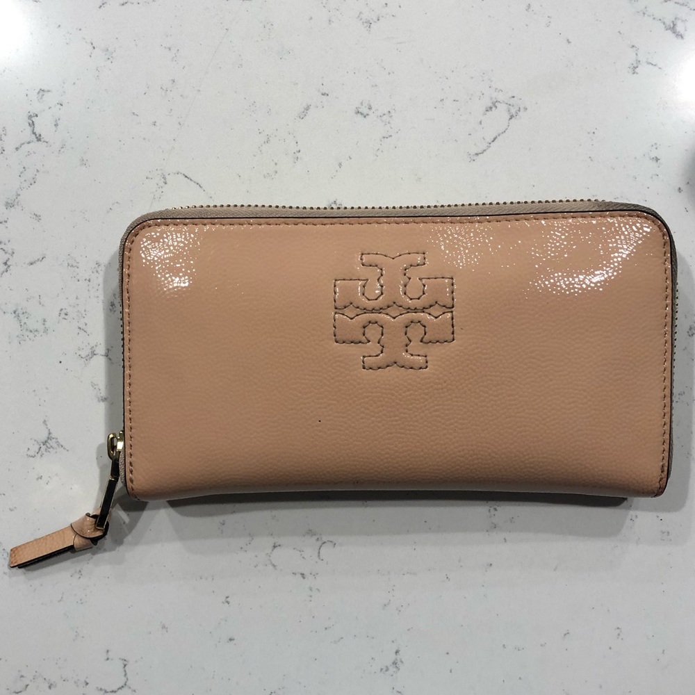 Tory Burch wallet